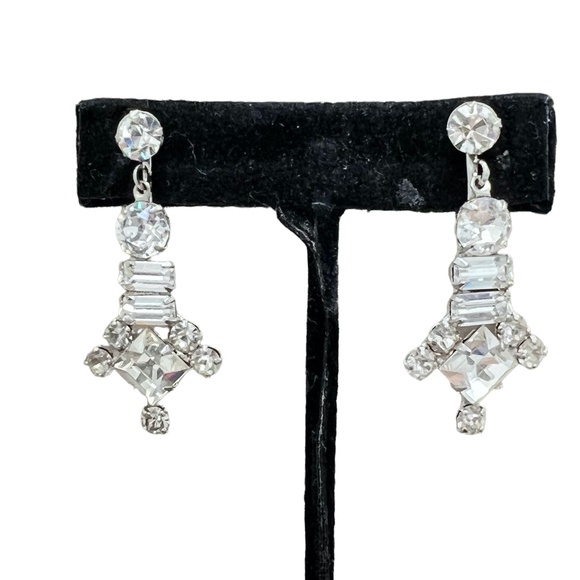 VINTAGE ART DECO CLEAR RHINESTONE OR CRYSTAL DANGLE SCREW BACK EARRINGS - Picture 1 of 16